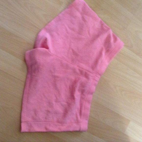 Victoria Secret Pink shorts - Picture 2 of 3